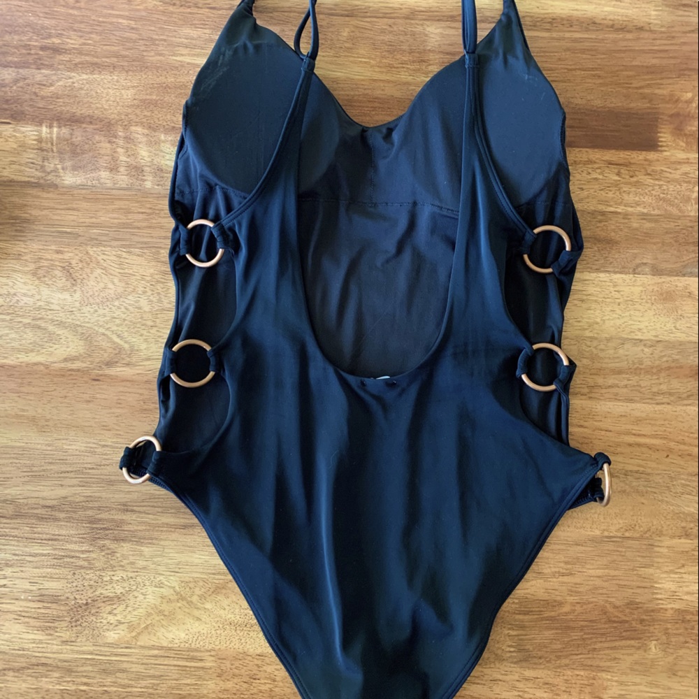 Aerie Rings One Piece Swim Suit Medium - Picture 3 of 4